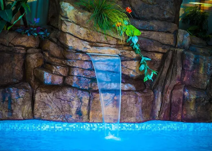 Отель Elbrus 3*