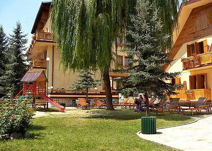 Elbrus Hotel 3*